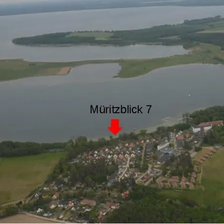 7 Eg - Charmante Ferienwohnung Mit Seeblick&schoenem Garten In Röbel An Der Müritz